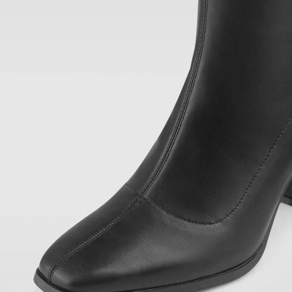 Cider Black Knee-High Block Heel Boots - Picture 5 of 8